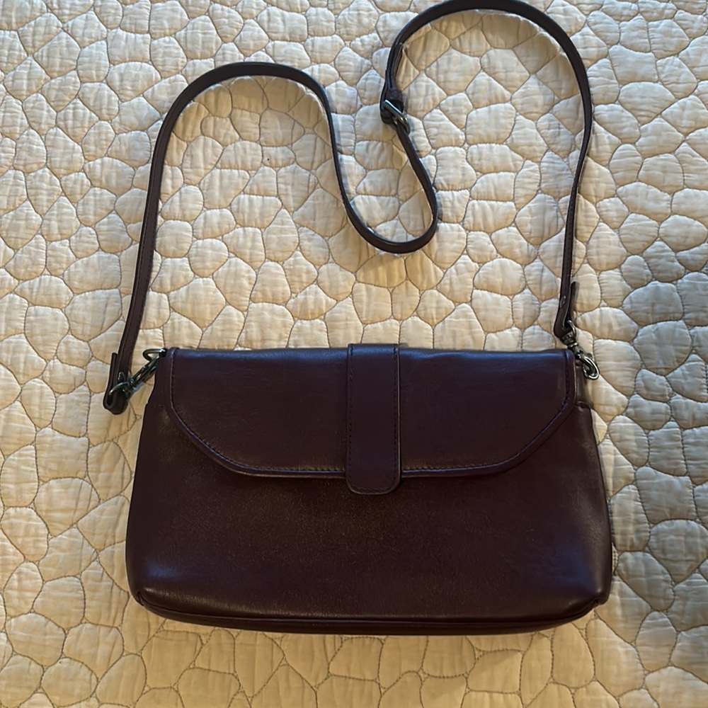 100% Leather Purse